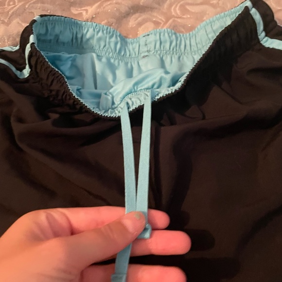 Nike dri fit athletic shorts XS - Picture 4 of 9